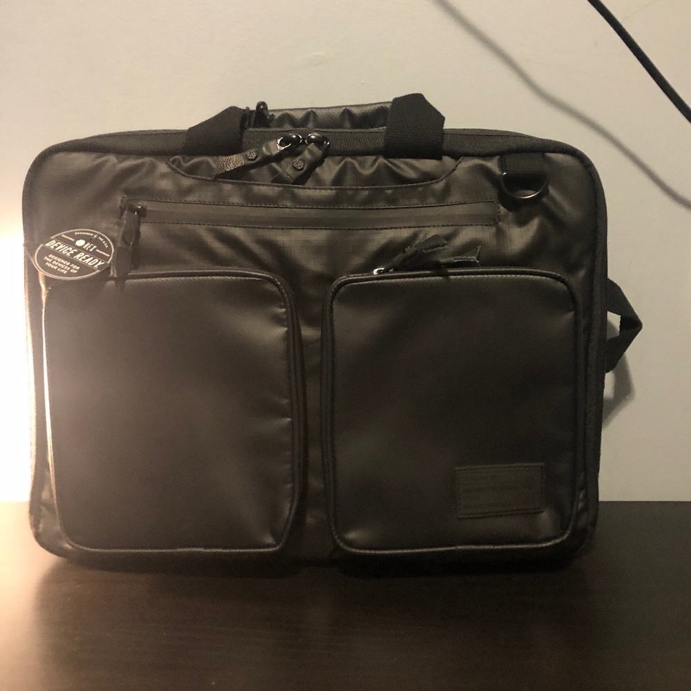 HEX Expandable Briefcase